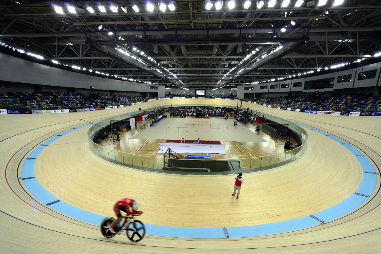 velodrome bicycle